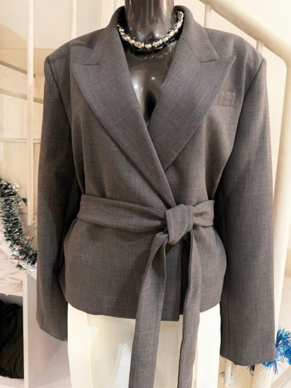 Babaton Gray Tailored Cropped Blazer Size S, M, L
